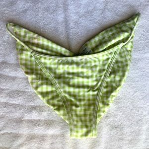 Never worn Montce Gingham scrunch butt bikini bottom 💚